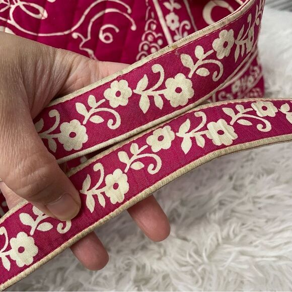 Vera Bradley Large Casual/ Travel Shoulder Hand Bag in “Twirly Bird Pink" Print - Picture 13 of 13